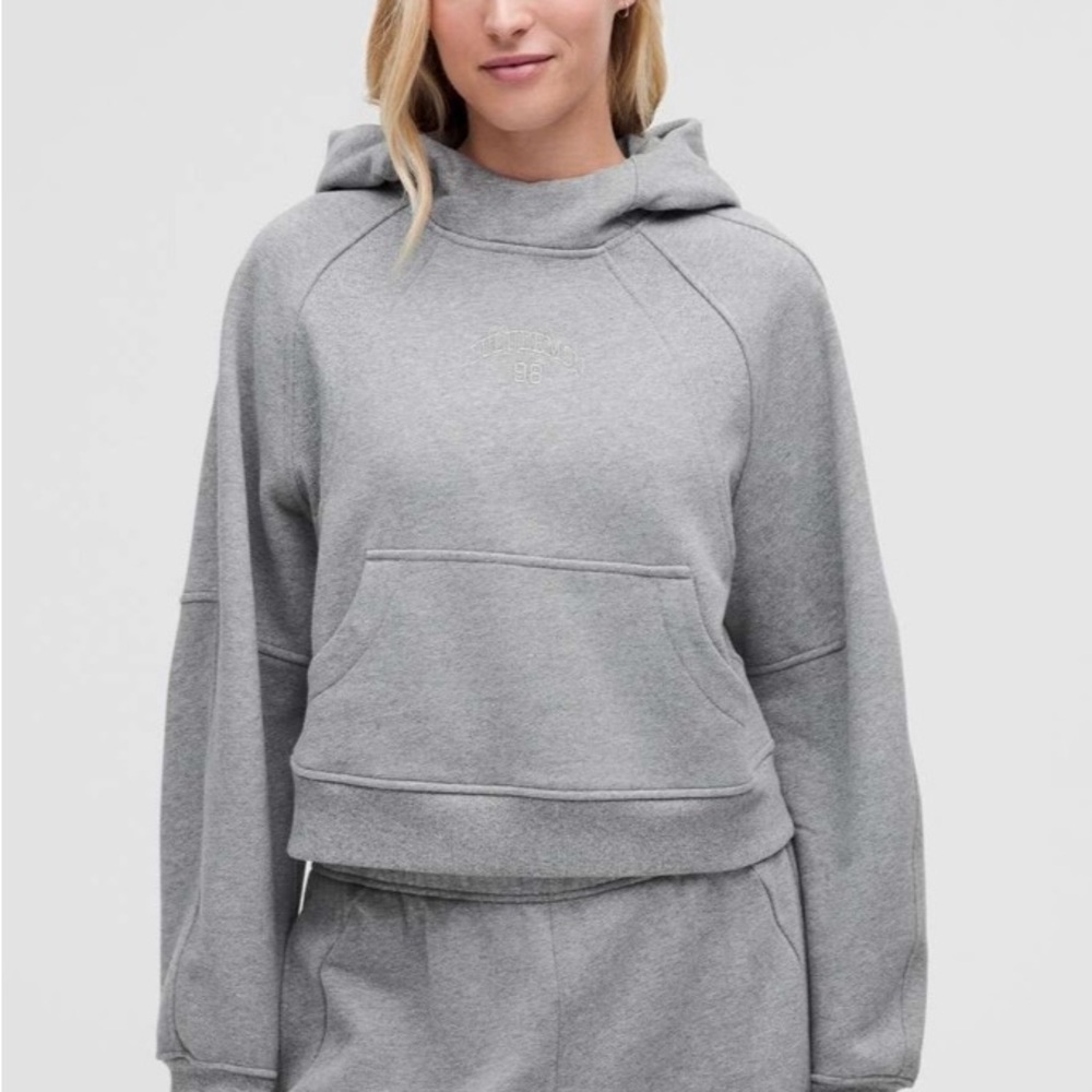 Lululemon Scuba NWT Graphic Oversized Hoodie Heathered Medium Grey